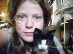 Pernille og en kat